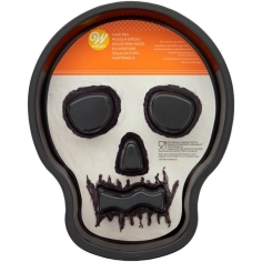 Wilton Backform Totenkopf