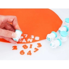 Ausstecher + Stempel Zahlen 10 Stk.